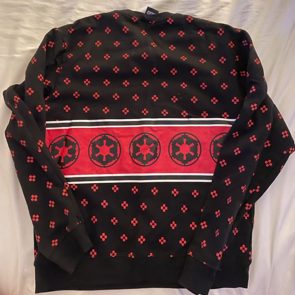 Star Wars TM - I Find Your Lack of Cheer Disturbing Sweatshirt - Picture 2 of 8